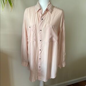 DKNY Jeans 100% Silk Oversized Button Down Shirt Pale Peach